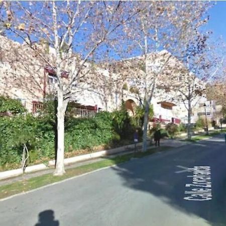 Apartamentos Serrallo, Parking Gratuito Y Cocina, Alhambra Y Playa Granada Luaran gambar